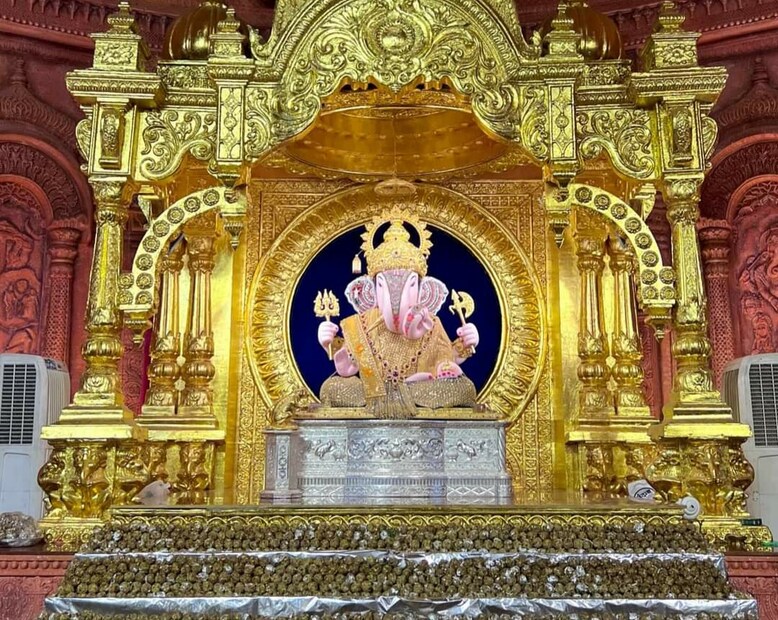 दिवाळीनंतर येणाऱ्या त्रिपुरारी पौर्णिमेला हिंदू धर्मात मोठं धार्मिक महत्त्व आहे.