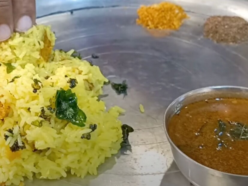 गोळा भात, भाजा भात, वांगा भात, भरडा भात असे भाताचे अनेक प्रकार विदर्भात फेमस आहेत. या भातासोबत चिंचेची किंवा फोडणीची कढी देखील केली जाते. त्याचबरोबर काहीजण तो नुसताच खातात. यामधील गोळा भात करण्यासाठी काय साहित्य लागतं, हे मनोहर यांनी सांगितलंय.