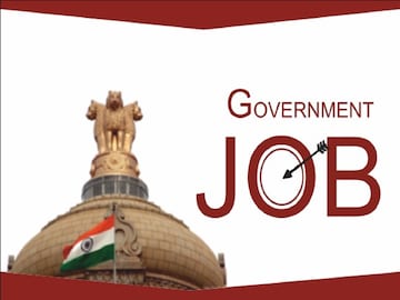 परराष्ट्र मंत्रालयात परीक्षा न देता मिळणार नोकरी, महिन्याला 70 हजार रुपये पगार परराष्ट्र मंत्रालयात परीक्षा न देता मिळणार नोकरी, महिन्याला 70 हजार रुपये पगार