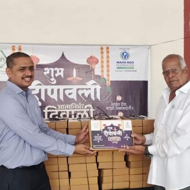 महाराष्ट्रातील 2 हजार हून अधिक सामजिक संस्थांची शिखर संस्था म्हणजे महाएनजीओ फेडरेशन होय. श्री श्री रविशंकर यांच्या प्रेरणेने 15 ऑगस्ट 2018 रोजी याची पुणे येथे स्थापना झाली.