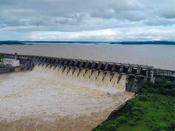जायकवाडी सौरऊर्जा प्रकल्पाचा मुद्दा तापणार? जायकवाडी सौरऊर्जा प्रकल्पाचा मुद्दा तापणार?