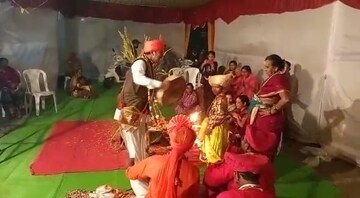 महाराष्ट्रात लग्नात देवीचा गोंधळ का घालतात? पाहा कशी सुरू झाली परंपरा