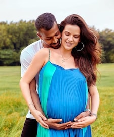 आई-बाबा होण्याचं योग्य वय काय? बाळाच्या जन्माबद्दल सायन्स काय सांगतं? आई-बाबा होण्याचं योग्य वय काय? बाळाच्या जन्माबद्दल सायन्स काय सांगतं?