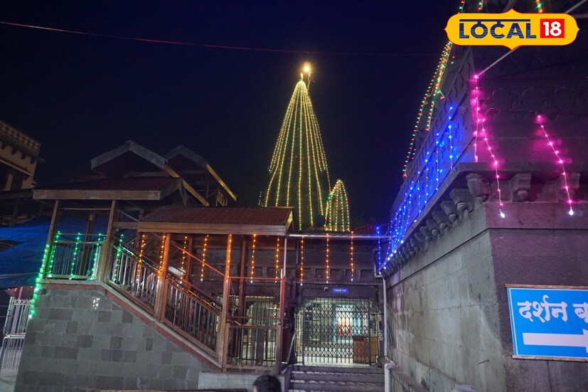 सिद्धेश्वराच्या मंदिरात माउलींच्या आई आणि वडिलांची भेट होऊन त्यांचा विवाह या ठिकाणी झाला. विठ्ठल पंतांनी गृहस्थाश्रम त्यागून संन्यास्त आश्रमात प्रवेश केला होता. तेव्हा रुक्मिणीदेवींनी या मंदिराच्या येथील पिंपळाच्या म्हणजेच अजाण वृक्षाला सव्वा लाख प्रदक्षिणा घातल्या होत्या. त्यानंतर ते गृहस्थाश्रमात आले. त्यांना निवृत्तीनाथ, सोपानदेव, ज्ञानेश्वर आणि मुक्ताई अशी चार मुलं झाली.