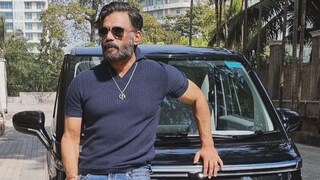 सुनिल शेट्टीची पहिली इलेक्ट्रिक कार