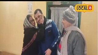 मयंक आणि त्यांचे कुटुंबीय मयंक आणि त्यांचे कुटुंबीय