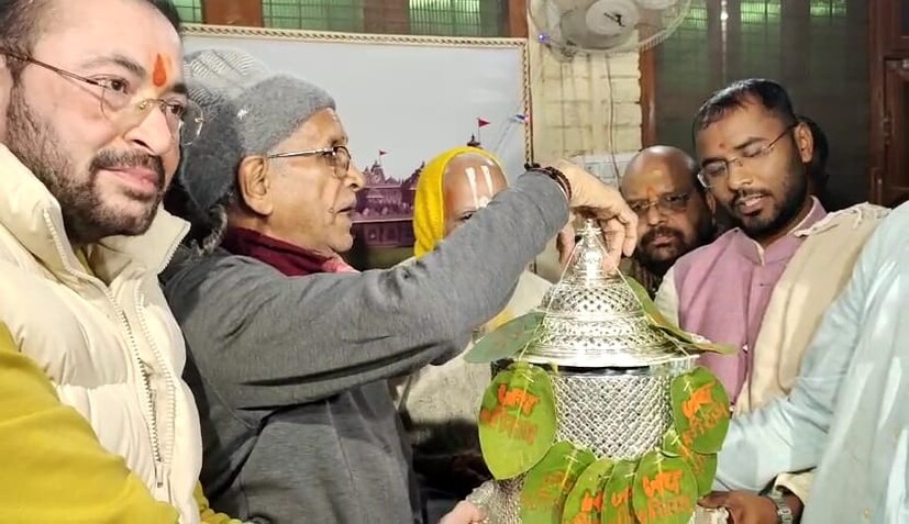 ही ज्योत तयार करताना ती मजबूत राहावी, यासाठी 18 गेज चांदीचा वापर करण्यात आला आहे. 25 वर्षे फक्त यामध्ये साफसफाईची आवश्यकता असेल.