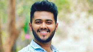 ठाकरेंच्या युवासेना शहर प्रमुखाची निघृण हत्या, शरिरावर सपासप वार, चंद्रपूर हादरलं ठाकरेंच्या युवासेना शहर प्रमुखाची निघृण हत्या, शरिरावर सपासप वार, चंद्रपूर हादरलं