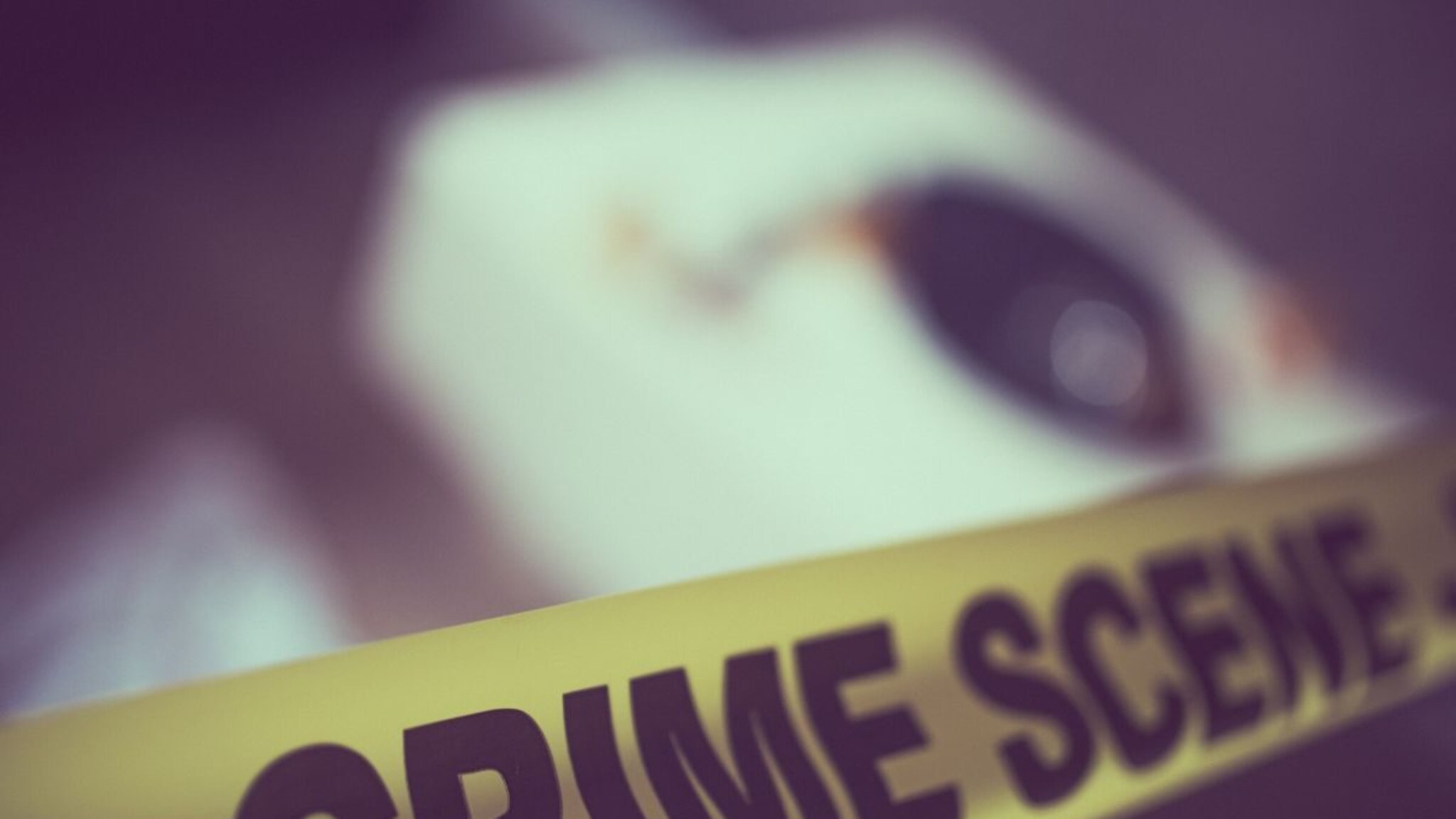 Crime News : माणुसकी ओशाळली! 'मीठ आणा, पेट्रोल घ्या..' धाराशिवमध्ये तरुणाला मरेपर्यंत मारहाण, कारण आलं समोर