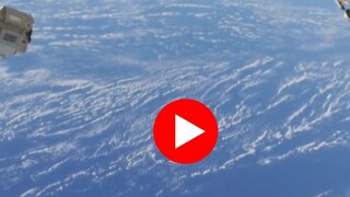  पृथ्वी जवळून कशी दिसते? एस्ट्रोनॉटने शेअर केला नेत्रदीपक VIDEO