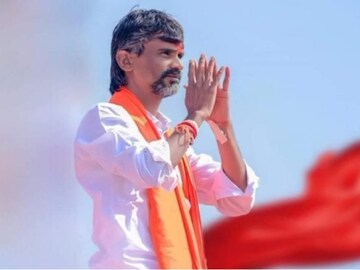 मनोज जरांगे पाटील मनोज जरांगे पाटील