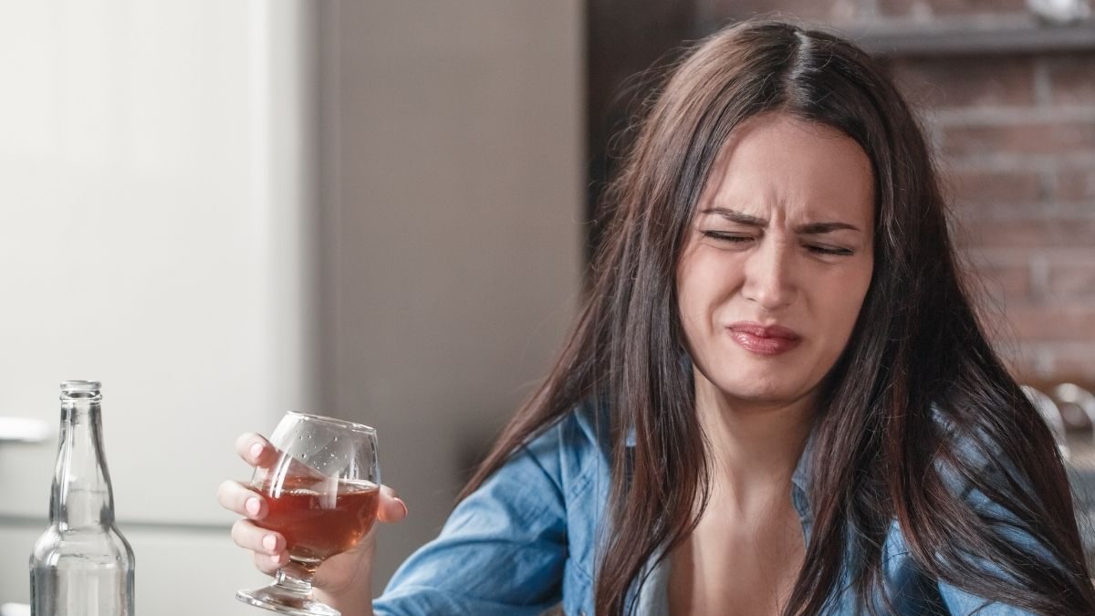 Alcohol Facts - दारू कडू का असते? पिणाऱ्यांनाही माहिती नाही कारण why ...