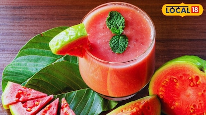 त्वचा रोगांवर ही पानं रामबाण असतात. त्वचा रोगांवर ही पानं रामबाण असतात.