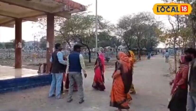 नातेवाईक छोटेलाल अहिरवार यांनी सांगितले की, मुलींनी हिंदू रितीरिवाजानुसार वडिलांना खांदा दिला आणि इतर विधी पार पाडले. यावेळी समाजातील लोकांनी अभिमानाने सांगितले की, मुलेच सर्वस्व नसतात. 