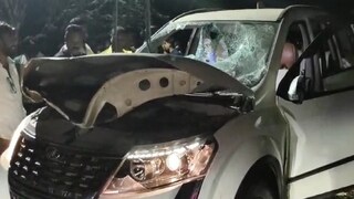 कारची वृद्धेला धडक