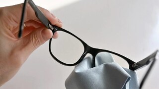 चष्मा स्वच्छ करण्यासाठी खास टिप्स   
