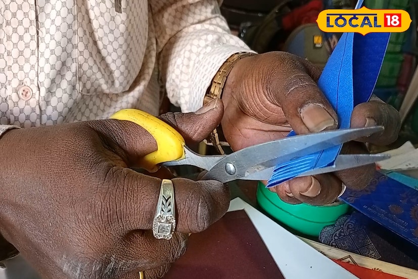  <a href="https://news18marathi.com/maharashtra/wardha/">वर्धा</a> येथील कलाकार निखिल सुशीला मोरेश्वर यांनी याच पत्रिकांच्या पुठ्ठ्यापासून आकर्षक फ्लॉवर पॉट कसा बनवायचा? हे दाखवलं आहे. टाकाऊपासून टिकाऊ वस्तू बनवण्याची ही कल्पना आपल्यालाही नक्कीच आवडेल.