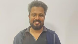 राजीव अरिक्कट असं या व्यक्तीचं नाव आहे राजीव अरिक्कट असं या व्यक्तीचं नाव आहे