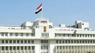 उपमुख्यमंत्र्यांच्या बनावट लेटरहेड, सहीने काढले बदल्यांचे आदेश; खळबळजनक प्रकारानंतर गृह विभाग अलर्ट उपमुख्यमंत्र्यांच्या बनावट लेटरहेड, सहीने काढले बदल्यांचे आदेश; खळबळजनक प्रकारानंतर गृह विभाग अलर्ट