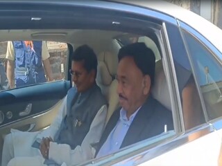 राणे-केसरकरांचा एकत्र प्रवास राणे-केसरकरांचा एकत्र प्रवास