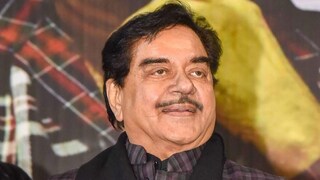 'हे' दोन सिनेमे नाकारणं माझी मोठी चूक 'हे' दोन सिनेमे नाकारणं माझी मोठी चूक