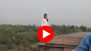 तिनं मेट्रो स्टेशनच्या छतावरुन मारली उडी