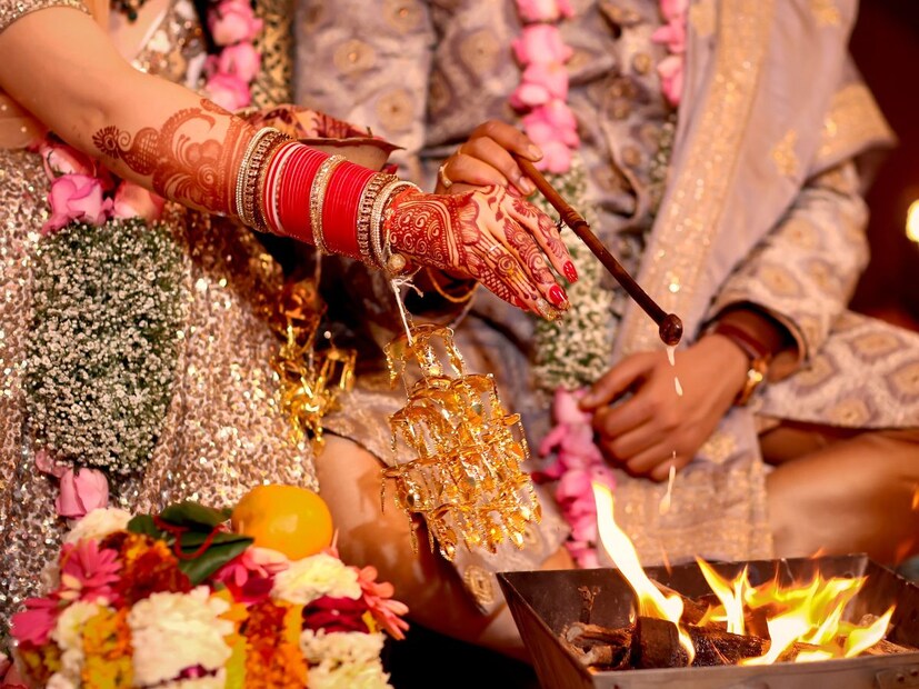 फेब्रुवारी ते एप्रिल मध्ये काही शुभ मुहूर्त आहेत. फेब्रुवारी महिना हा शुभ काळ मानला जातो. फेब्रुवारी महिन्यात 11, 13, 14, 15, 18, 19, 20, 21, 22, 24 या शुभ तारखा आहेत.