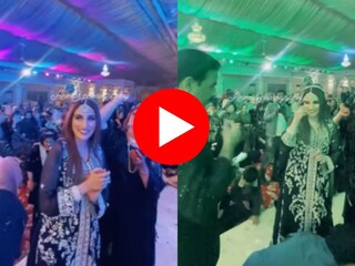 लग्नामध्ये पैशांऐवजी उडवलं सोनं  लग्नामध्ये पैशांऐवजी उडवलं सोनं