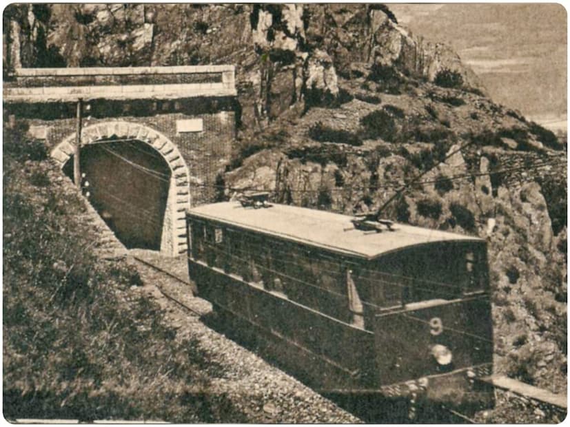 इटलीच्या जेनेटी रेल्वे कंपनीने 1911 मध्ये एक नवीन ट्रेन बनवली. जेनेटी असं या ट्रेनचं नाव. त्याच्या डब्यांपासून इंजिन सर्वकाही नवीन होतं. रोमच्या एका स्टेशनवरून ही ट्रेन 1911 साली ट्रायल म्हणून चालवली गेली.  