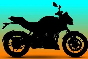 आता पेट्रोल बाइकचे दिवस संपले, बजाजची CNG बाइक तयार, पण किती देणार मायलेज?