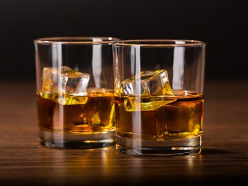 Dry Day: दारुची दुकानं बंद असल्यावर ड्राय डे का म्हणतात? काय आहे याचा अर्थ?