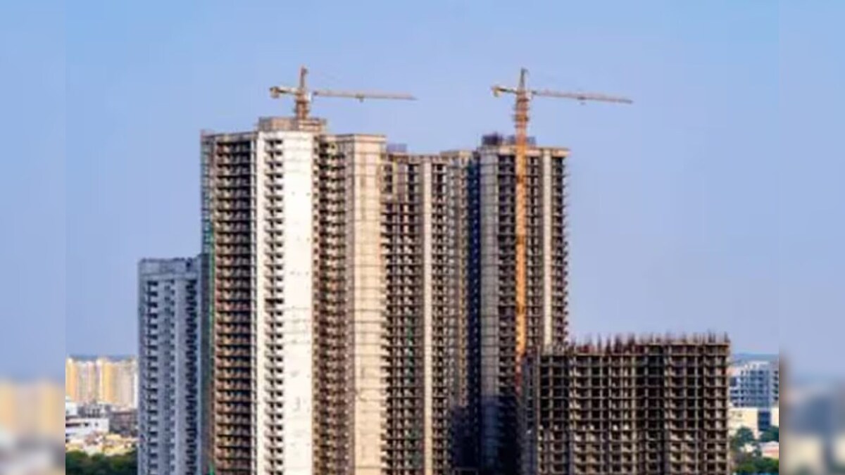 नोट में लिखा ’24वीं मंजिल से मौत की पुष्टि’, फिर 12वीं कक्षा के लड़के ने 23वीं मंजिल से लगाई छलांग