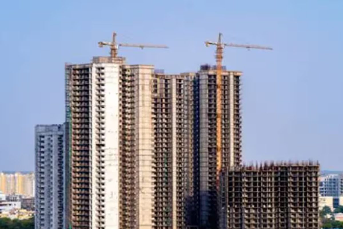 नोट में लिखा ’24वीं मंजिल से मौत की पुष्टि’, फिर 12वीं कक्षा के लड़के ने 23वीं मंजिल से लगाई छलांग नोट में लिखा ’24वीं मंजिल से मौत की पुष्टि’, फिर 12वीं कक्षा के लड़के ने 23वीं मंजिल से लगाई छलांग