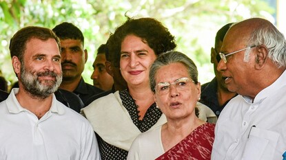 शेवटच्या आठवड्यासाठी काँग्रेसची रणनीती ठरली, 3 मोठे नेते महायुतीला घेरणार!