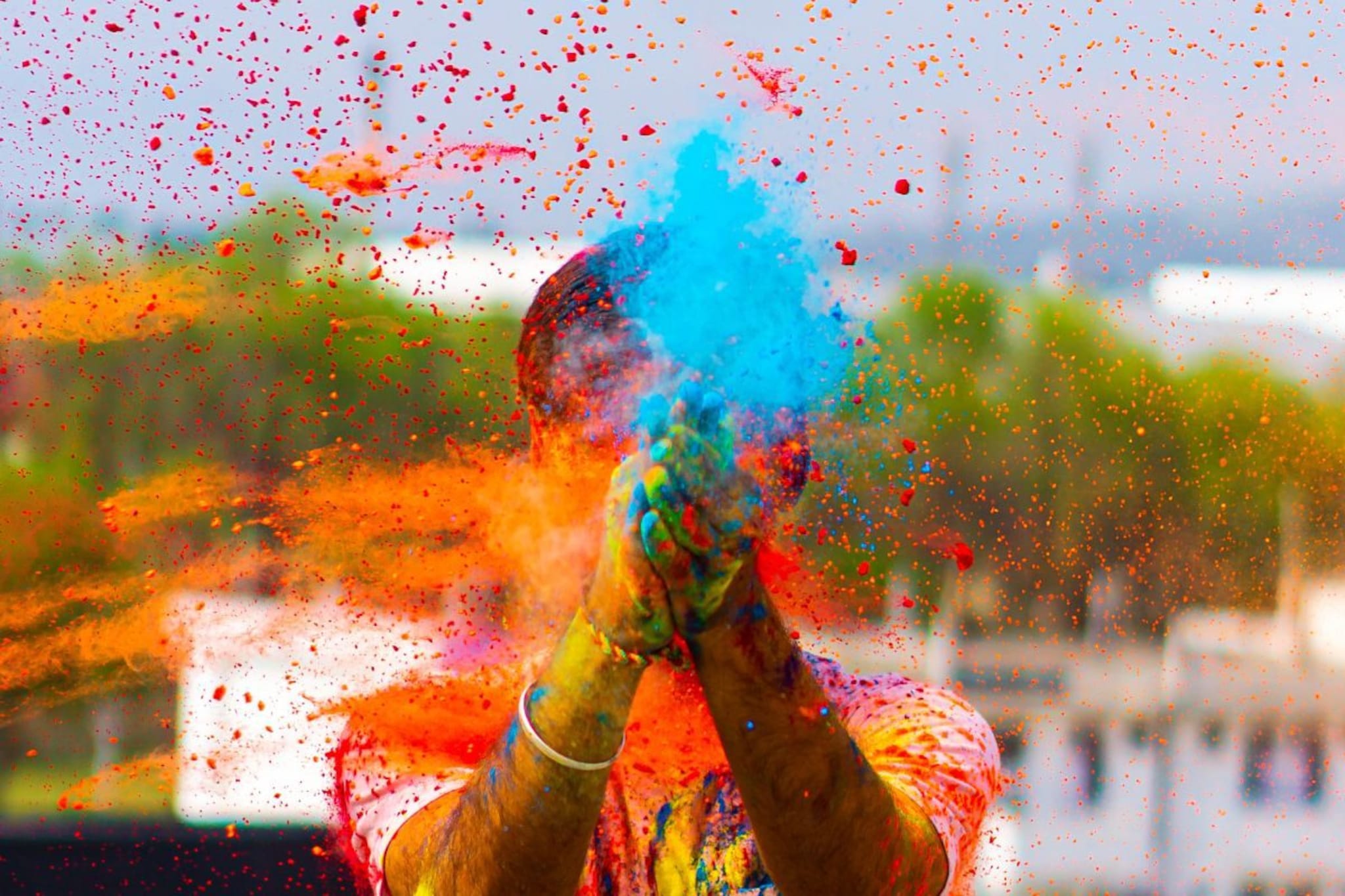 होळीसाठी जाणाऱ्या तरुणाला जनावरासारखं मारलं, जाग्यावरचं मृत्यूनं गाठलं