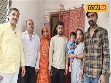 मनीष चौहान आणि त्याचे कुटुंबीय. मनीष चौहान आणि त्याचे कुटुंबीय.