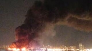 शियाची राजधानी दहशतवादी हल्ल्याने हादरली, फायरिंगनंतर ब्लास्ट, 12 जणांचा मृत्यू शियाची राजधानी दहशतवादी हल्ल्याने हादरली, फायरिंगनंतर ब्लास्ट, 12 जणांचा मृत्यू