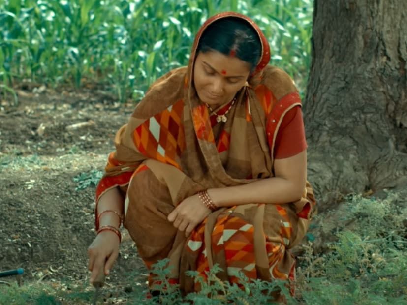 म्हाळसा देवीच्या भूमिकेमुळे जळगाव, भंडाराची रहिवासी असणाऱ्या सुरभी हांडेला तुफान लोकप्रियता मिळाली होती. तिचा मालिकेतील लुक प्रचंड लोकप्रिय झाला होता.