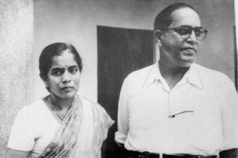 5) आंबेडकरांनी एका पुस्तकाच्या प्रस्तावनेत सविता यांच्याबद्दल आपल्या भावना व्यक्त केल्या होत्या. त्यांनी केलेल्या उपचारामुळे आपलं आयुष्य आठ ते 10 वर्षांनी वाढलं, असं आंबेडकर म्हणाले होते. 2003मध्ये सविता यांचा मुंबईत मृत्यू झाला. आयुष्याच्या शेवटच्या टप्प्यात आंबेडकरांनी स्थापन केलेल्या रिपब्लिकन पार्टी ऑफ इंडियामध्ये सविता सक्रिय सहभागी होत्या.