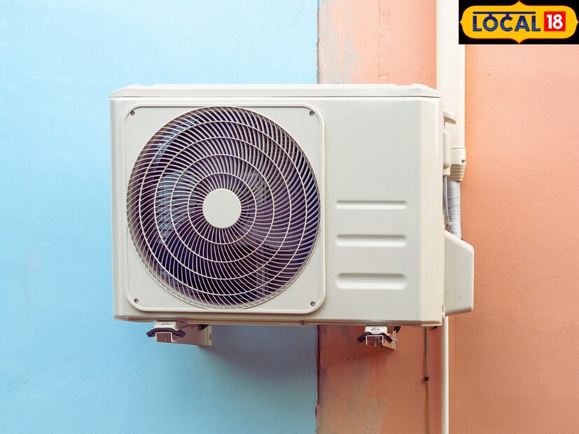 मार्केटमध्ये इनव्हर्टर आणि नॉन इनव्हर्टर अशा दोन प्रकारचे एसी मिळतात. इनव्हर्टर एसीमध्ये व्हेरिएबल स्पीड कंप्रेसर असतं. जे तापमान कंट्रोल करून आपल्या हिशोबाने खोलीत गारवा निर्माण करतं. तर, नॉन इनव्हर्टर एसीमध्ये फिक्सिड स्पीड कंप्रेसर असतं. जे गरजेनुसार सुरू आणि बंद होतं. दरम्यान, नॉन इनव्हर्टरच्या तुलनेत इनव्हर्टर एसीमुळे वीजेची जास्त बचत होते. 