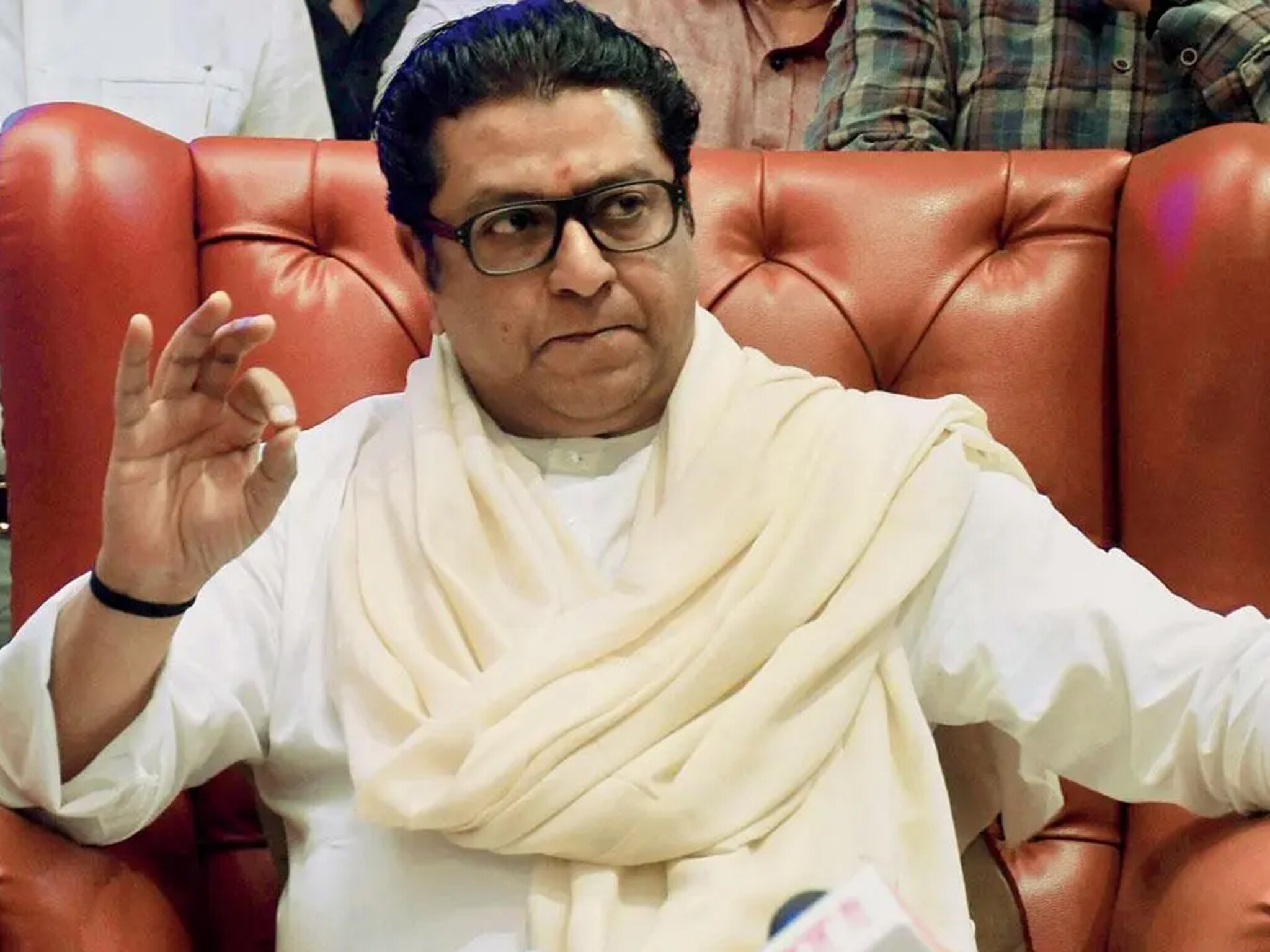Raj Thackeray : राज ठाकरे यांच्या अडचणी वाढणार, कोर्टाने जारी केलं अटक वॉरंट
