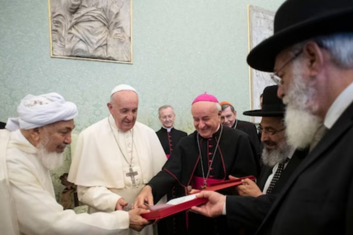 क्या आप जानते हैं दुनिया का सबसे नया धर्म कौन सा है? 4 साल पहले स्थापित – न्यूज़18 मराठी क्या आप जानते हैं दुनिया का सबसे नया धर्म कौन सा है? 4 साल पहले स्थापित – न्यूज़18 मराठी