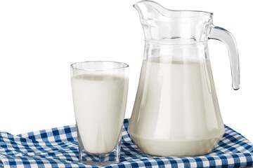 उन्हाळ्यात दूध लवकर नासतं? वापरा 3 किचन टिप्स, दूध खराब होणार नाही