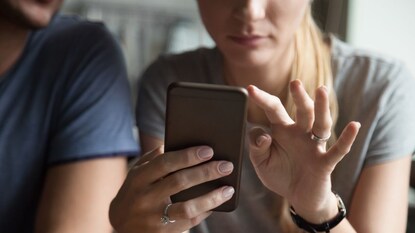 लॉटरीसाठी कपलचं कांड