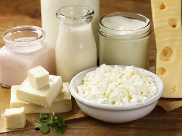 शरीरातील उष्णता कमी करण्यासाठी बेस्ट आहेत 'हे' 10 घरगुती उपाय..