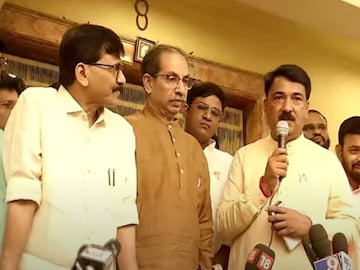 (उन्मेष पाटील यांचा ठाकरे गटात प्रवेश) (उन्मेष पाटील यांचा ठाकरे गटात प्रवेश)