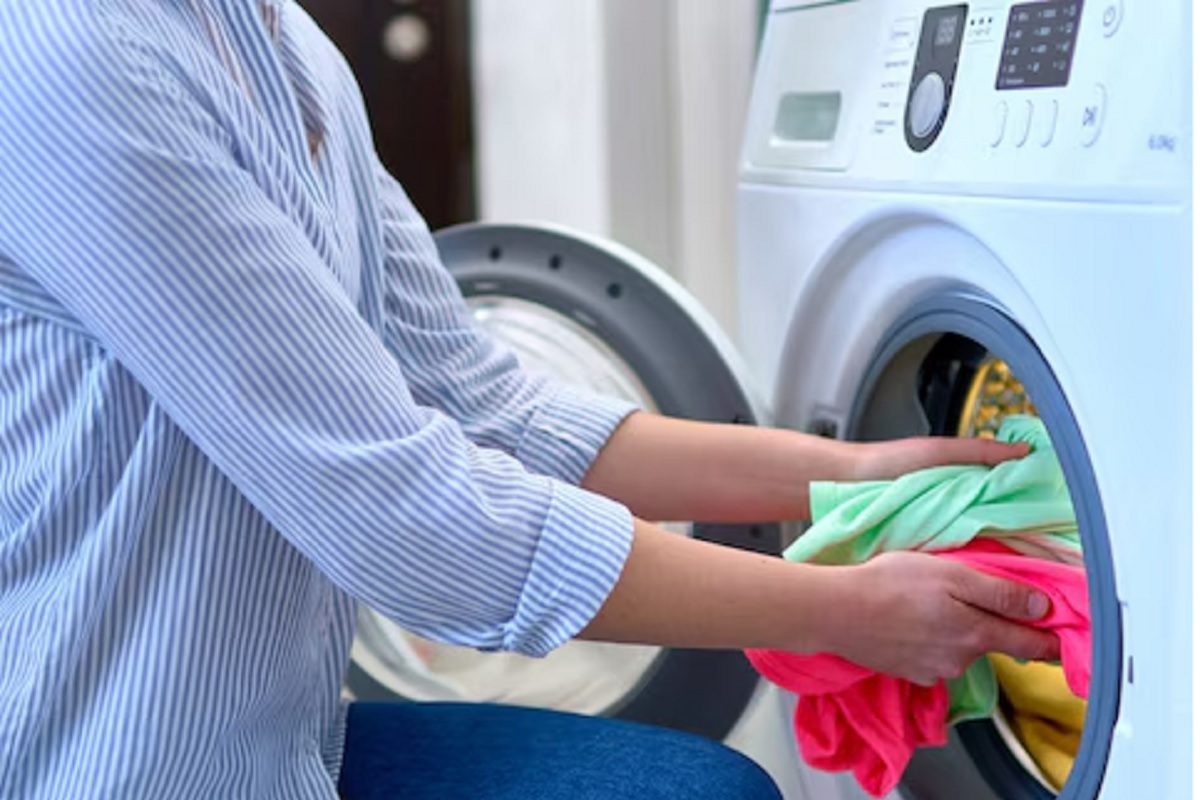 वॉशिंग मशीन में कपड़े धोते समय 90% लोग करते हैं ये गलती! अगर आप भी ऐसा करते हैं तो इसे तुरंत सुधार लें वॉशिंग मशीन में कपड़े धोते समय 90% लोग करते हैं ये गलती! अगर आप भी ऐसा करते हैं तो इसे तुरंत सुधार लें
