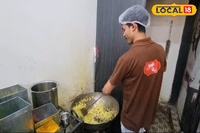 त्यानुसार पोह्यांचे विविध प्रकार बनवायला लागलो. अतिशय चांगले सामान वापरून आम्ही हे पोहे बनवतो. त्यामुळे ग्राहकांनाही त्याची चव आवडते, असे पोहे विक्रेते राहुल पातूनकर सांगतात.