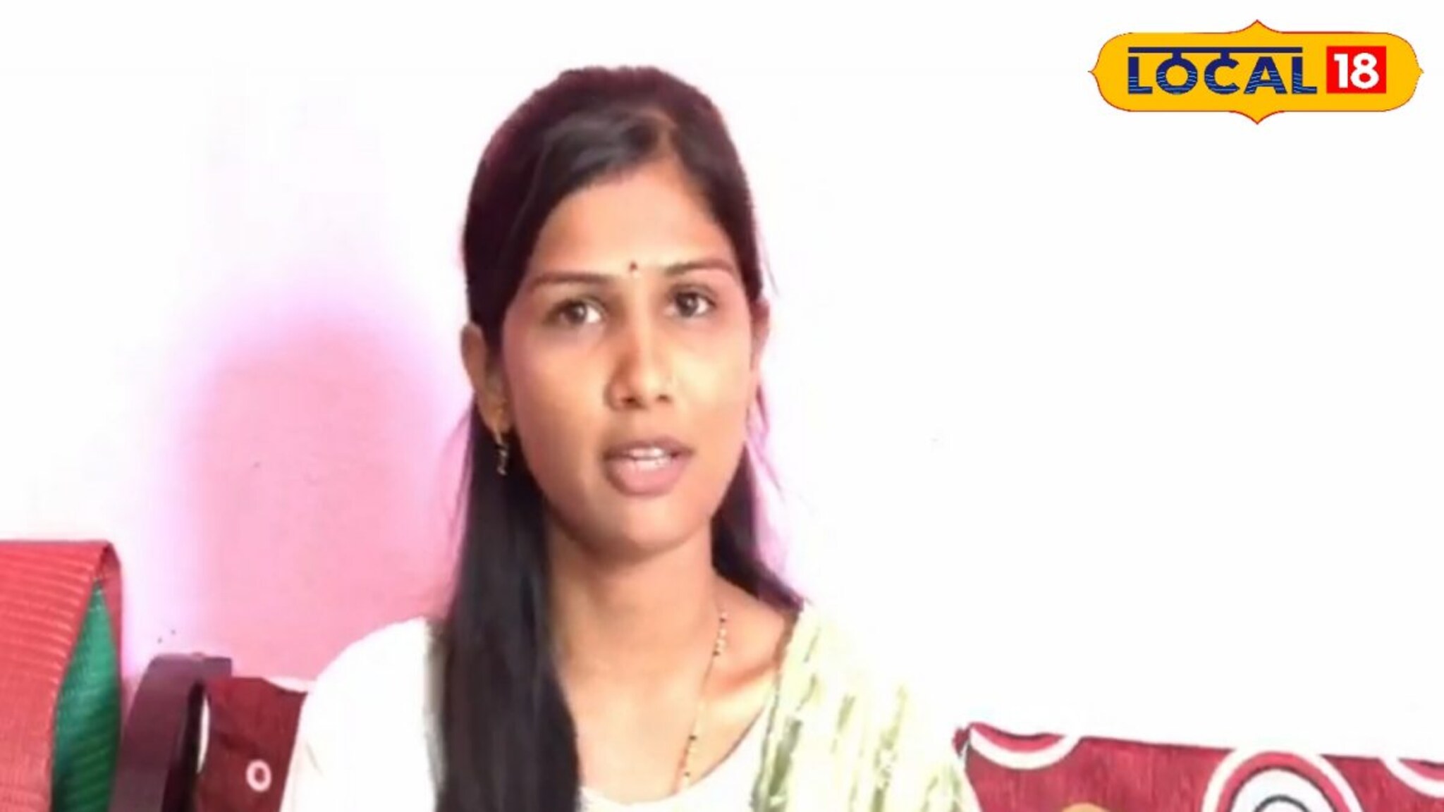 सरकारी नोकरी मिळवणं अवघड वाटतंय? अश्विनीचं हे यश पाहा, विश्वासच बसणार नाही!