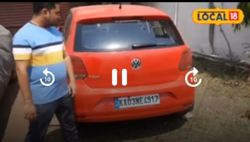 येथे त्यांनी मतदान केले. तसेच इतर लोकांनाही मतदान करण्यासाठी आवाहन केले. मी फक्त मतदान करण्यासाठी तब्बल 1800 किलोमीटरचा प्रवास करुन पोहोचलो आहे. स्वत: कार चालवून याठिकाणी पोहोचलो आहे. यासाठी हजारो रुपयांचे पेट्रोल लागले. मात्र, तरीही मी फक्त मतदान करण्यासाठी याठिकाणी आलो, असे त्यांनी लोकांना सांगितले. 